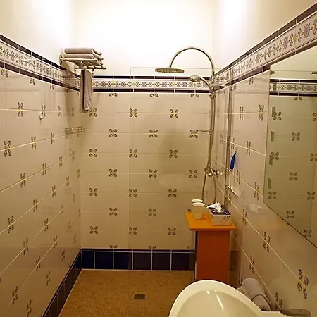 Hotel Magnolia Parc 5*